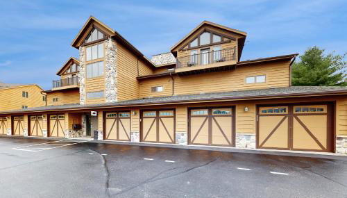 Sunset Condominiums: The Retreat - Foto 1