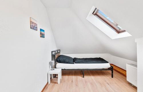 ZF03 Apartment für Monteure Stuttgart Zuffenhausen - weitere Schlafzimmer für zusätzliche 15 Personen im Haus vorhanden und an weiteren Standorten LS-CrewComfort - Foto 7