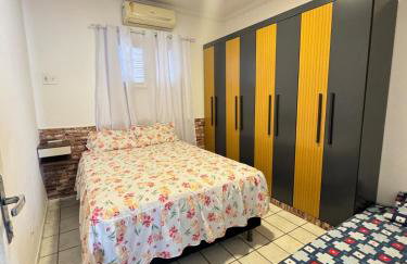 Casa de bairro tranquilo 1 a 10 pessoas com ótima localização e vigia de rua - Foto 12