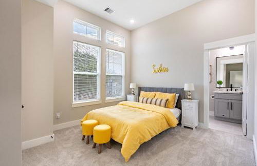 3 Bedroom and 3 bath - Photo 29