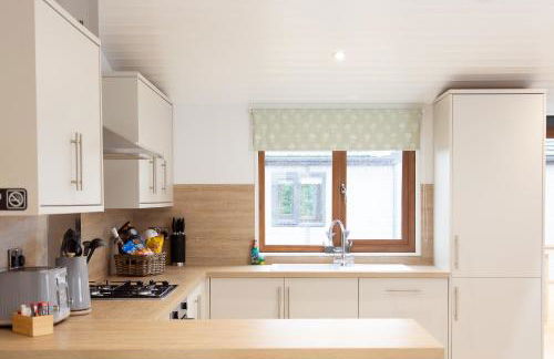 Stunning 3 Bedroom Lodge With Hot Tub in York - Foto 38