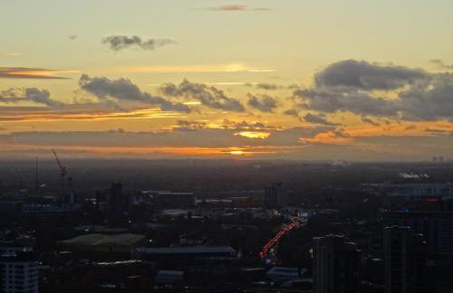 Luxury 2 Bed Penthouse with Stunning Views in Manchester City Centre - Foto 5