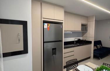 Loft com Piscina no Rooftop centro de Blumenau - Foto 32