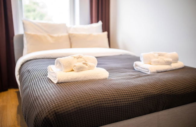 Spacious 2 Bedroom Serviced Apartments 71-77m2 - Photo 5