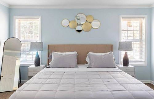 King Bed_Cozy Urban Retreat-Central Memphis - Foto 14