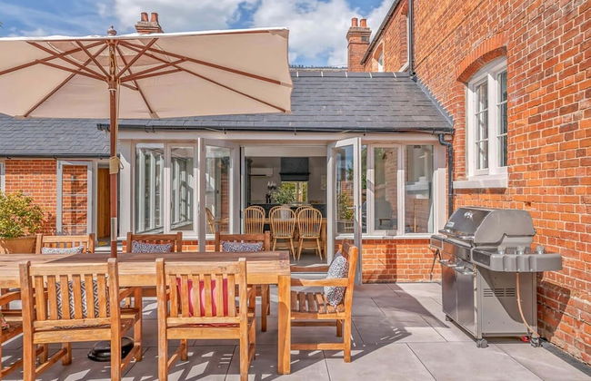 Luxury Home With Large Garden - The School House - Foto 16