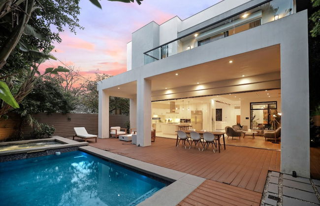 Crescent Heights - Photo 21