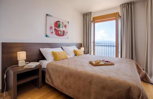 Beachfront apartment with pool, panoramic sea view - by Traveler tourist agency Krk - ID 2390 - Foto 32