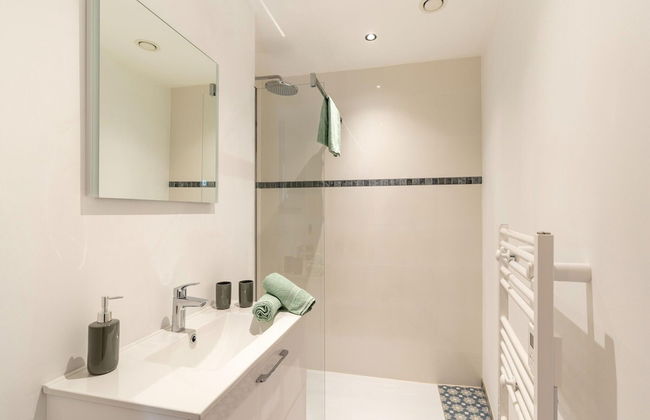 Spacious Holiday Home in Doische With Private Pool - Foto 23