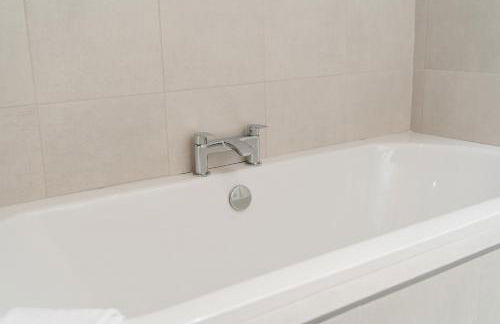 Newly Renovated 4 bed in Tarvin, Near Chester - Sleeps up to 15 - Foto 39