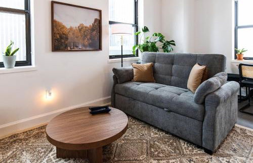 Luxury Downtown Apt with Parking, Gym, and Lap Pool - Foto 21