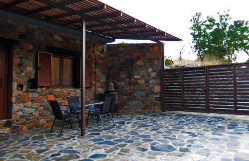 "PefkoPetro" Traditional House - Foto 25