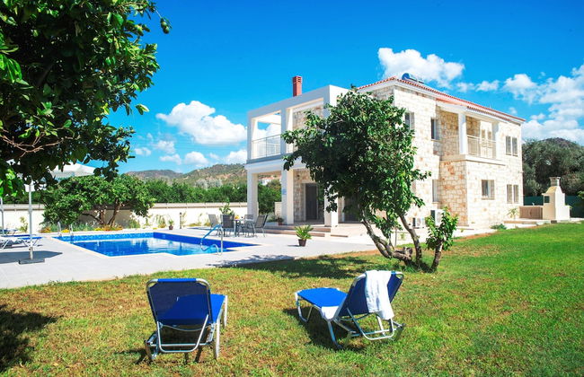 Stunning new Beach Front Villa,1st Line to the Beach, Large Pool, Wonderful Area - Foto 70