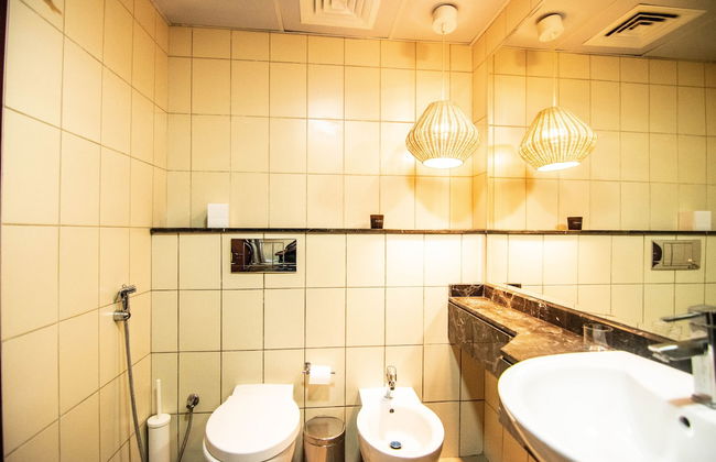 Lux BnB I X1 Tower I Golf Course & Sea Views - Photo 19