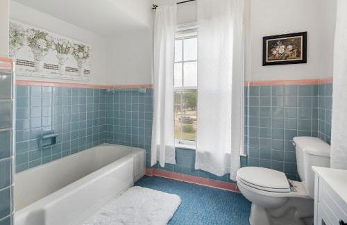 6 Private Suites! Game Room, Living Room-The Beland Mansion - Foto 31