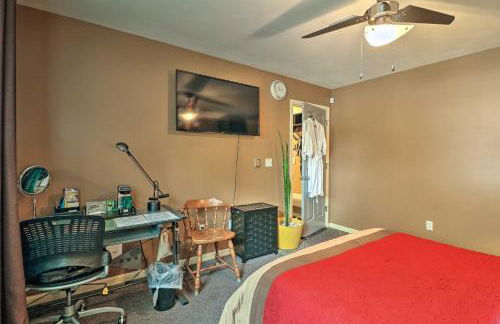 Urban Escape with Patio - 2 Mi to Downtown Detroit! - Foto 10