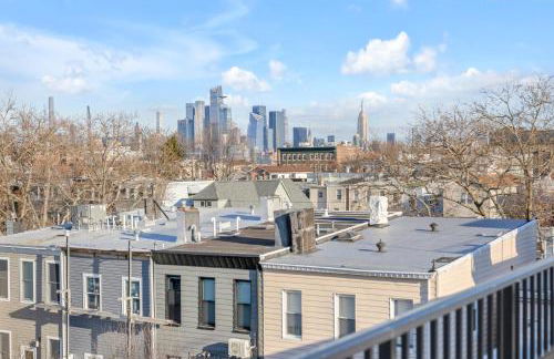SkyHouse JC - New 3BR Apt with Private Rooftop - Foto 25