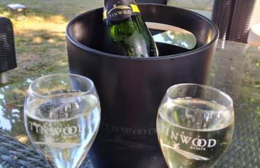 Cosy cottage with vineyard view near Goodwood Chichester - Photo 25