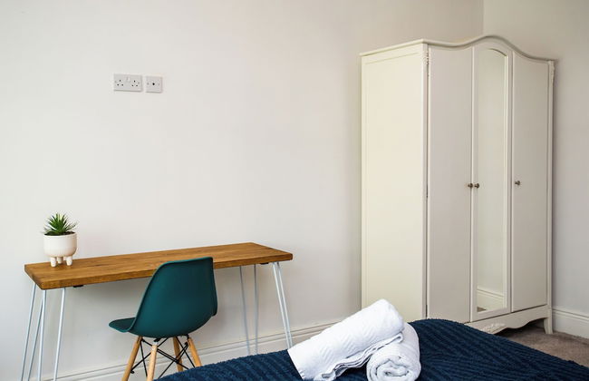 Spacious 5 Bed House Newcastle Gateshead - Photo 15