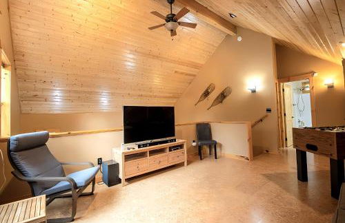 2 Kings, Fire Pit, Gameroom, EV charger, Dogs OK! - Foto 19