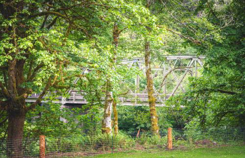 Riverfront winter wonderland retreat-Centrally located in the Olympic National Park - Foto 29