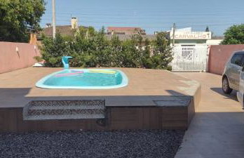 Belíssimo sobrado com piscina - Foto 11