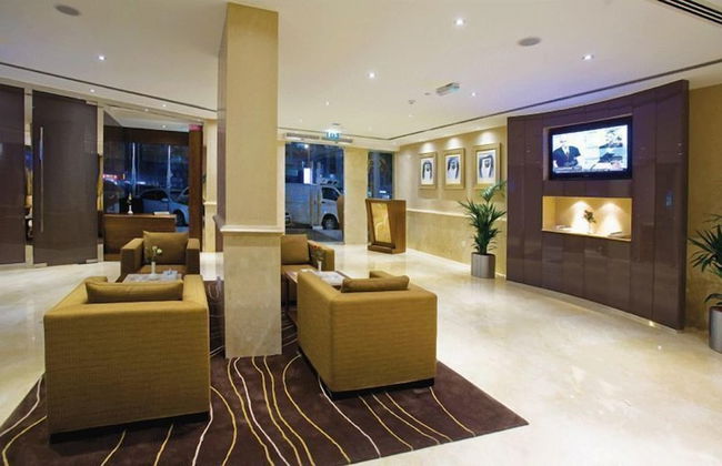 Phoenix Plaza Hotel Apartments - Photo 3