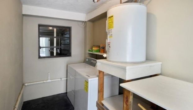 Beautifully Remodeled Roomy Single Family Stilt Home, 2 Bedroom Home by RedAwning - Foto 5, Cocina privada