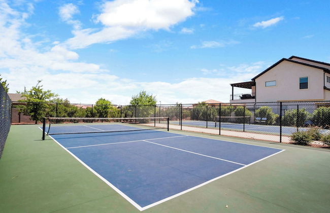 Coral Paradise Community Pool - Photo 35