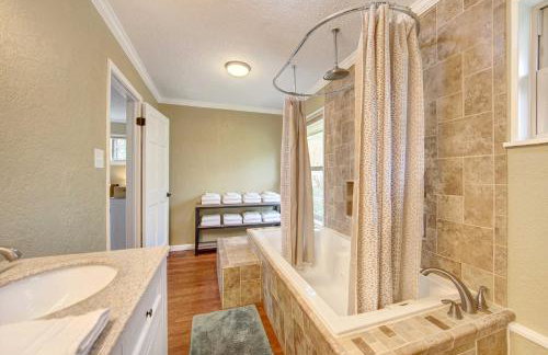 Mineola Lake House w/ Dock & Fire Pit! - Foto 17