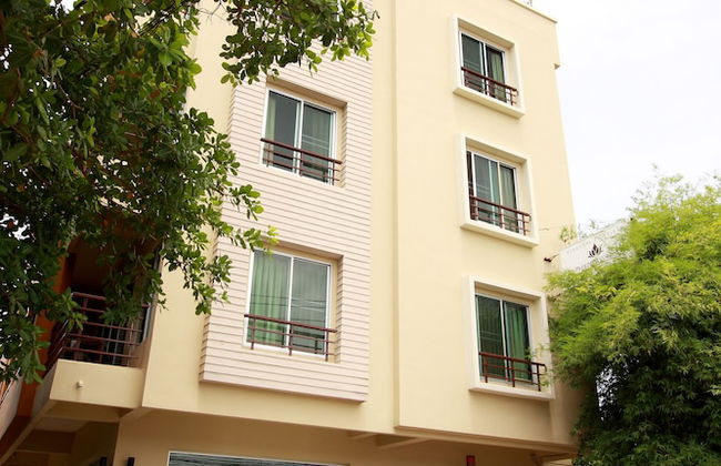 Phompassorn Apartment - Photo 23