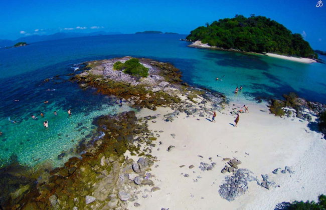 Passeio de lancha pela Lagoa Azul + praias de Ilha Grande - Foto 9