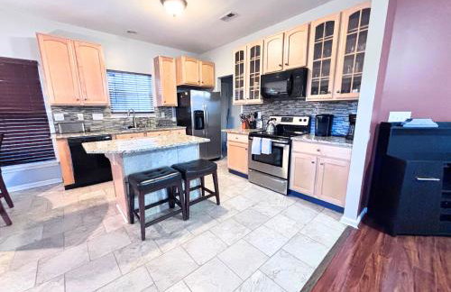 Amazing 4 BDRM home w garage in Charlotte - Foto 24