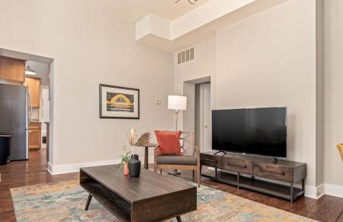 3-BR Soccer Stadium- Fast Drive to OTR - Downtown - Foto 1
