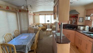 Caravan 30R on Happy Days Caravan Park Towyn - Foto 3