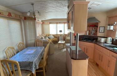 Caravan 30R on Happy Days Caravan Park Towyn - Foto 3