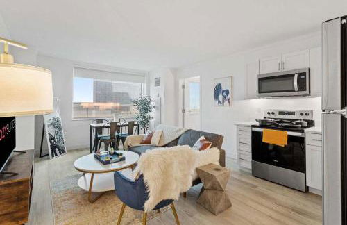 2BR Condo On The Boardwalk with 3 Baths CozySuites - Foto 14