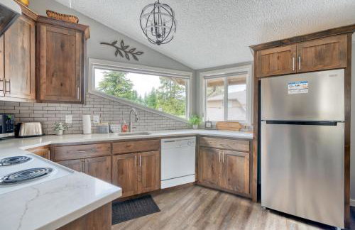 Mt Hood Village Condo - Cozy Retreat with Fireplace - Foto 15