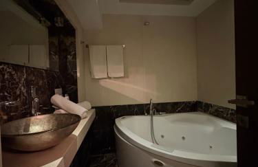 Uplift Hideaway Jacuzzi - Foto 5