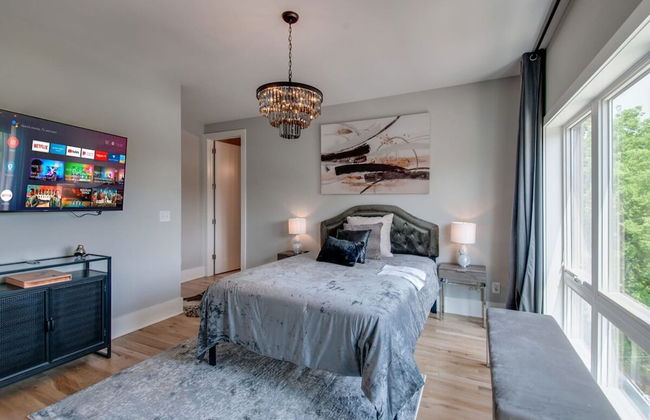 Large Group Lux 3mi Downtown - Rooftop City Views - Photo 29