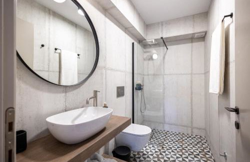 Boutique Saline Apartments - Green - Photo 12