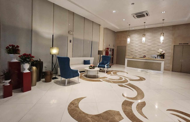 1 Bed Apartment - Sleeps 7 - Pool & Wifi - Photo 2