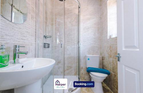 Lux Stay at Buckley 4BR Sleeps-10 7 Beds - Foto 46