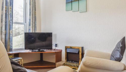 Farndale Apartment - Photo 3