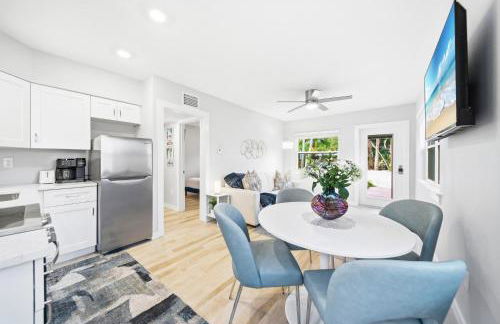 Siesta Key, Heated Pool, Dock on Lagoon, Turtle Beach 1 mile and Crescent Beach 2 miles, 1bdr - Foto 7