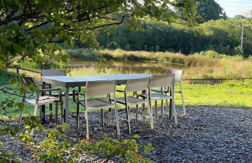 Renovated Barn with Pond View - Foto 29