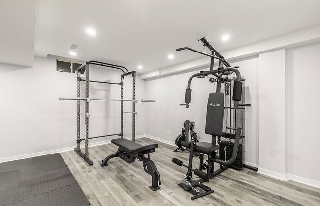 GLOBALSTAY. Modern 3-4 Bedroom Town - Photo 74