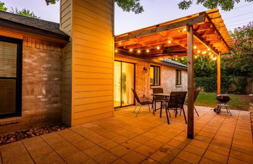 Cozy, Round Rock Retreat, Modern, Sleeps 10 - Foto 5