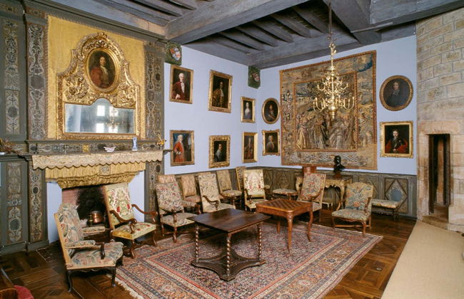 Ingresso do castelo de Castelnau-Bretenoux - Foto 1