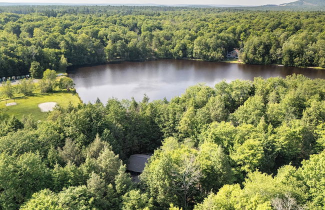 Lakeshore Oasis by Avantstay Private Beach, Views, Hot Tub, Volleyball - Foto 50